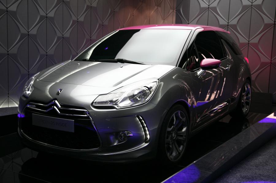  Citroen DS3 Inside Concept 2009 года  (фото 18 из 122)